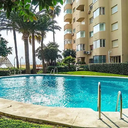Urbanización Puerto Paraiso *